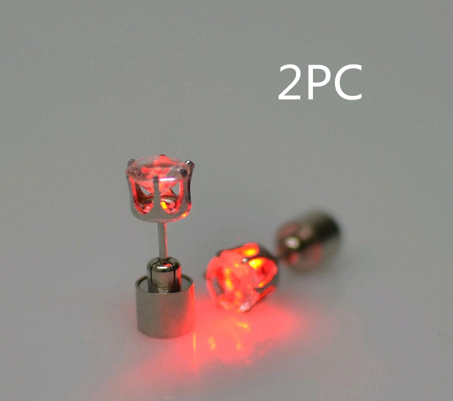 The factory sells Korean version of Haoshi Earrings directly from stock, bar, night club party, tide person led earrings, shining Earrings