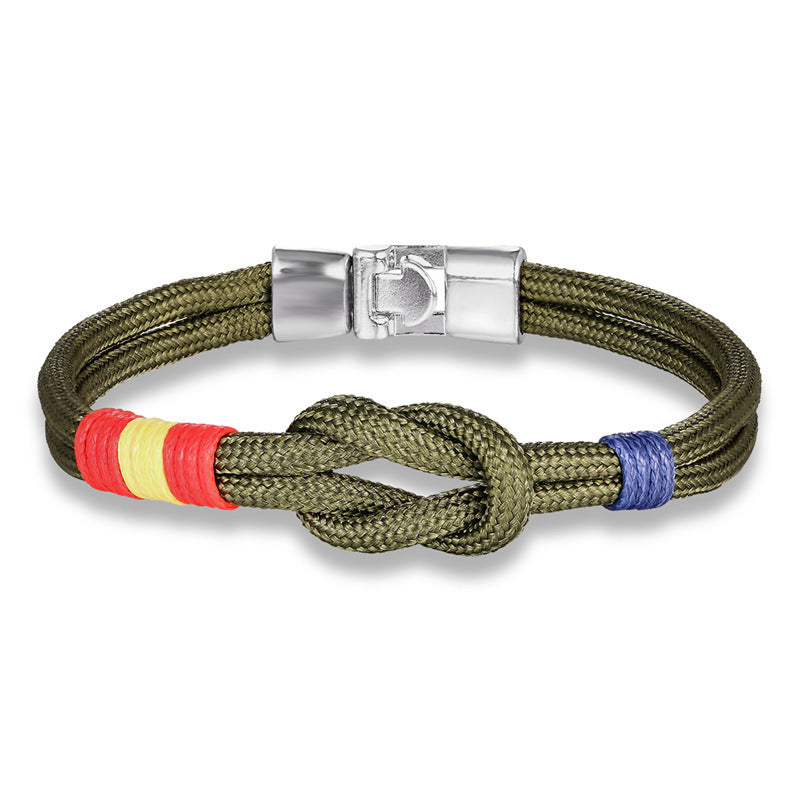 Men and women wear jewelry concentric knot bracelet