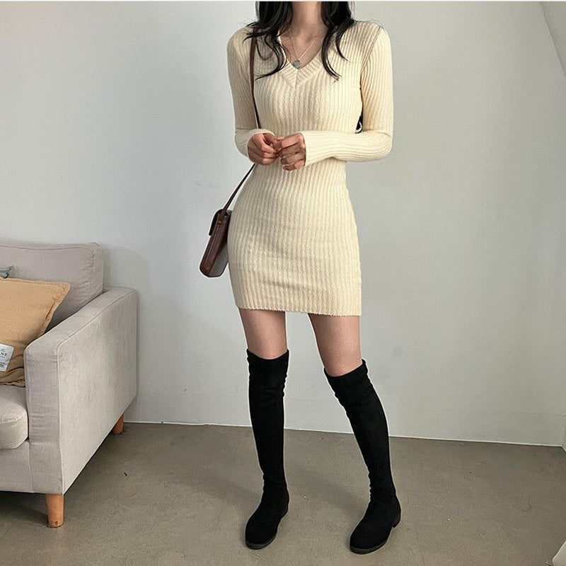 Women's V-Neck Bodycon Mini Dress - Slim Fit Long Sleeve Casual Dress