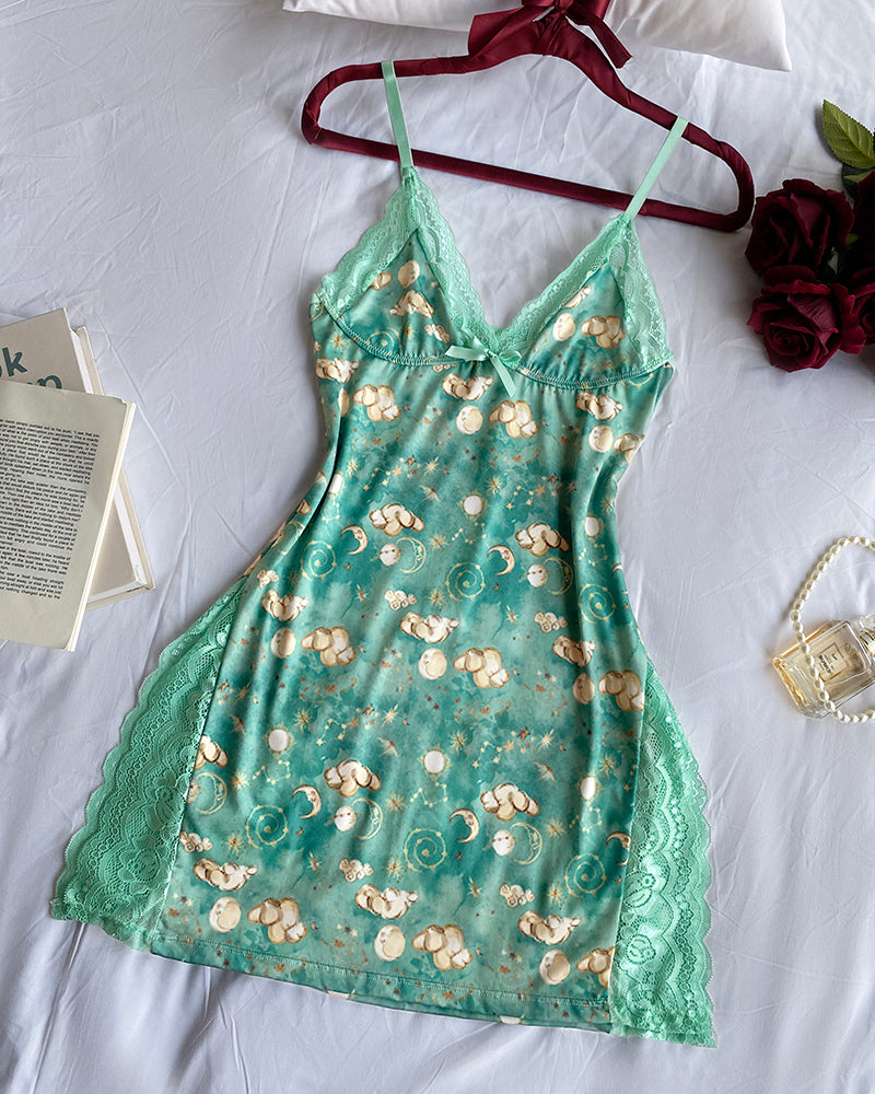 Graphic Print Deep V-Neck Adjustable Spaghetti Straps Lace Spliced Night Dress Sexy Bowknot Decor Backless Side Slit Babydolls
